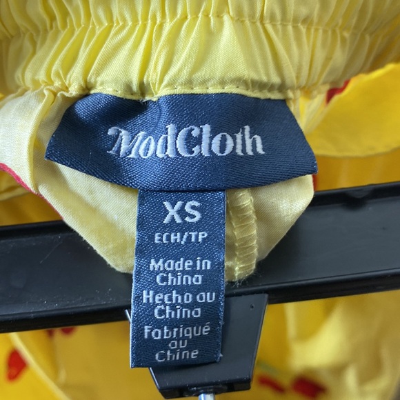 Modcloth Yellow Cherry Working for the Long Weekend A-Line Skirt Size XS - Picture 10 of 11